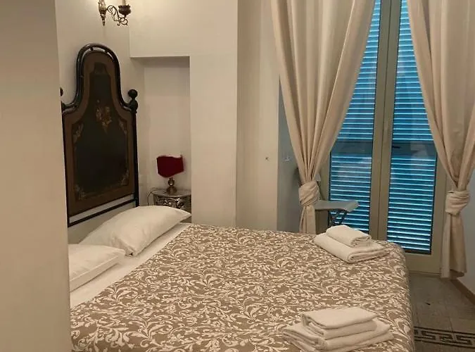 Vatican Leone Iv Konukevi 2*